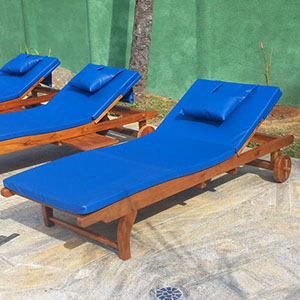 Pool lounger  bottom with pullout tray both sides plain